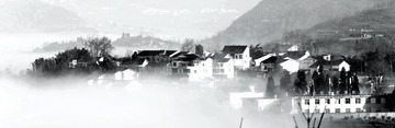 山村晨曲