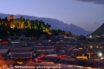 古城夜色