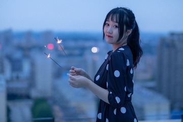 001