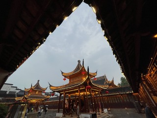 53233968-49C6-438F-8C0C-97EB77818EA3/L0/001