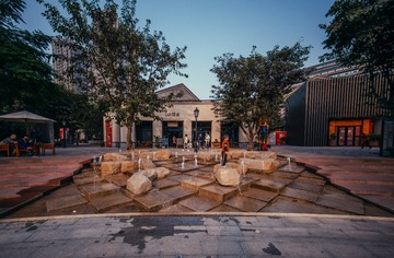 L1002037
