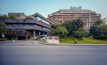 L1002044