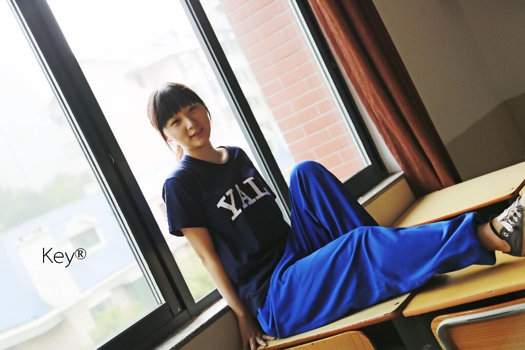 <客片>。<雅礼の闺蜜情>~衣不如新,友不如故。如酒一般,多年以后我们仍会回味那股醇香。