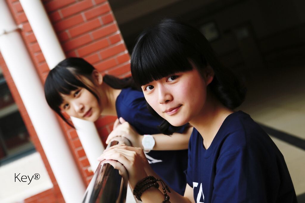 <客片>。<雅礼の闺蜜情>~衣不如新,友不如故。如酒一般,多年以后我们仍会回味那股醇香。