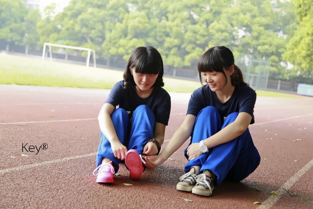 <客片>。<雅礼の闺蜜情>~衣不如新,友不如故。如酒一般,多年以后我们仍会回味那股醇香。