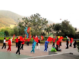 11 晨练（摄于三明东新五路公园）