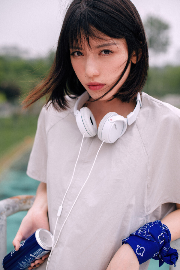 夏日里透着凉意的照片都带着风的痕迹