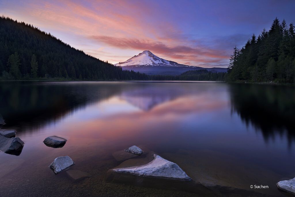 静谧的trillium lake. 希望明年有机会看到这里冰雪交融的湖面