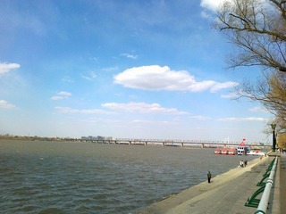 20110415835