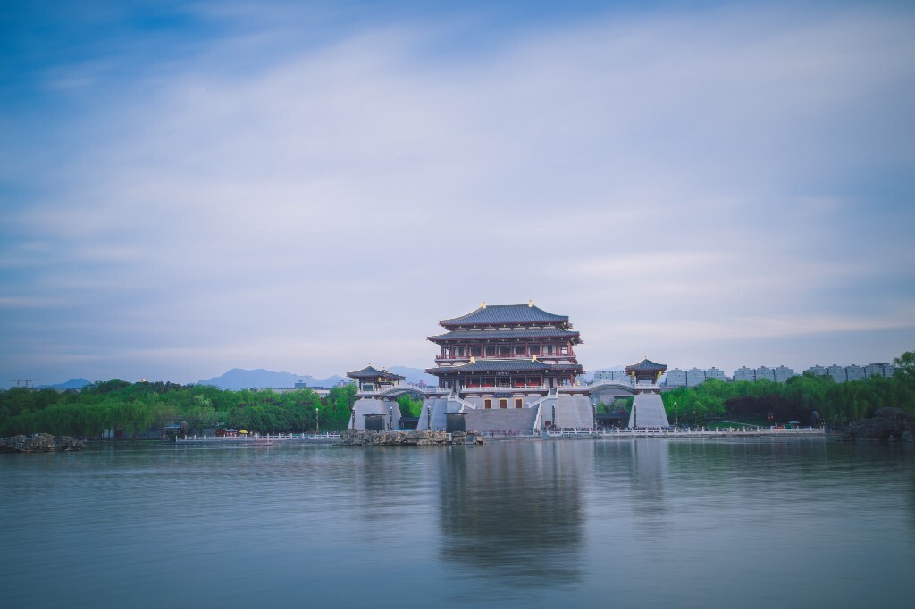 十块钱可以滴