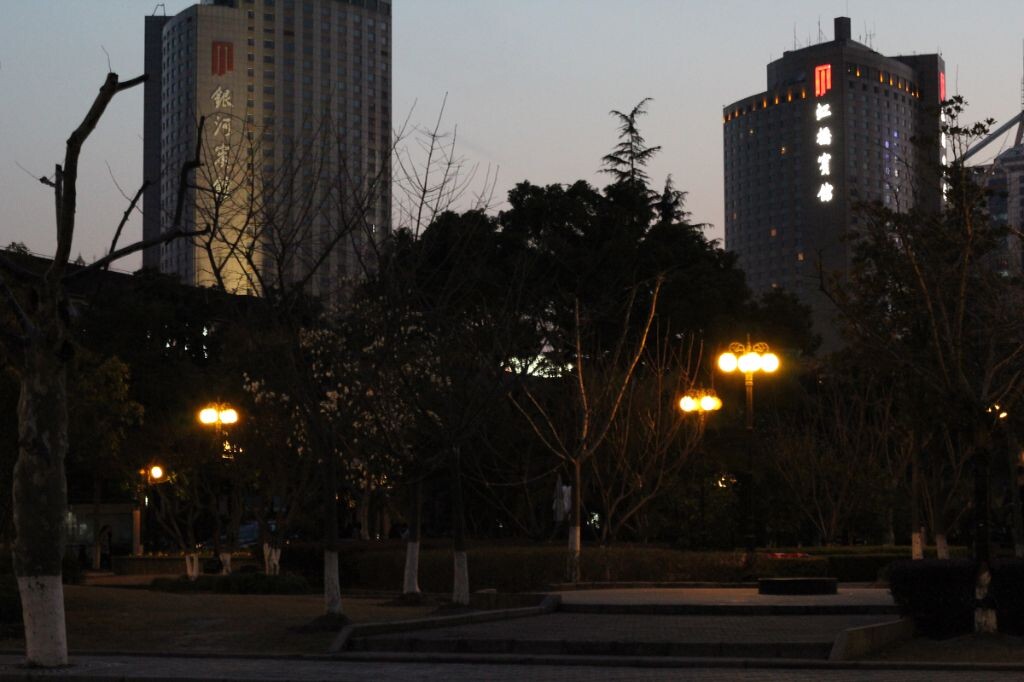 夜幕降临