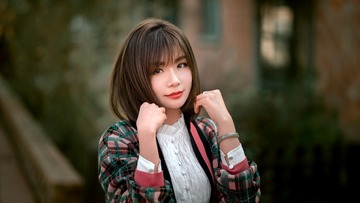 12032