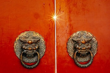 red-door-sunstar-1