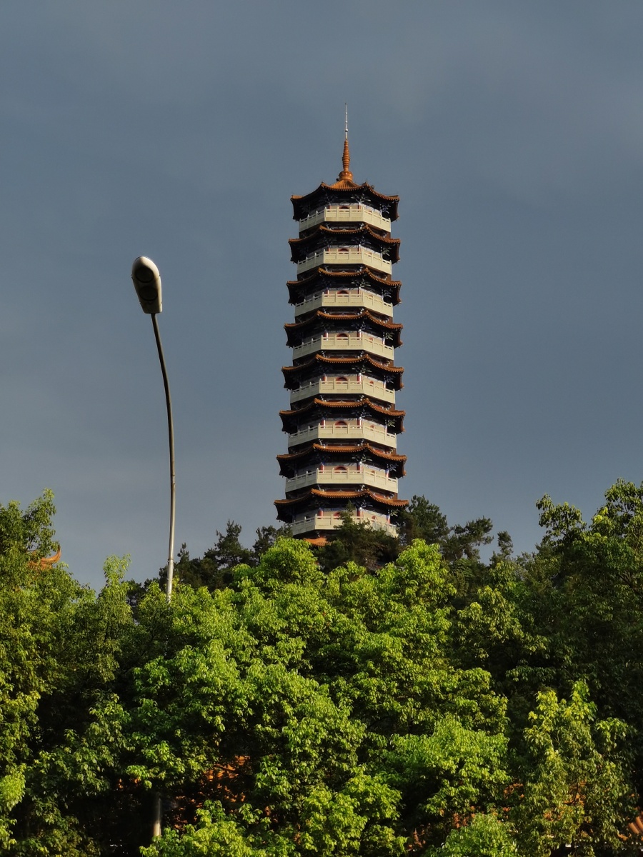 一城仰止十堰人民公园建党一百周年重阳塔