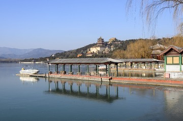 20110322945