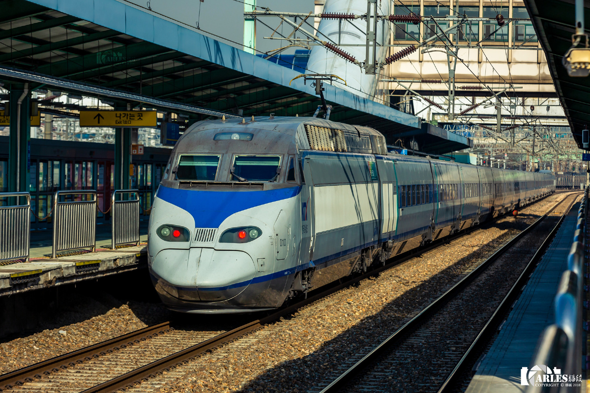 韩国KTX高速列车