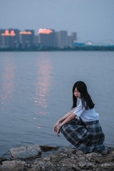 001