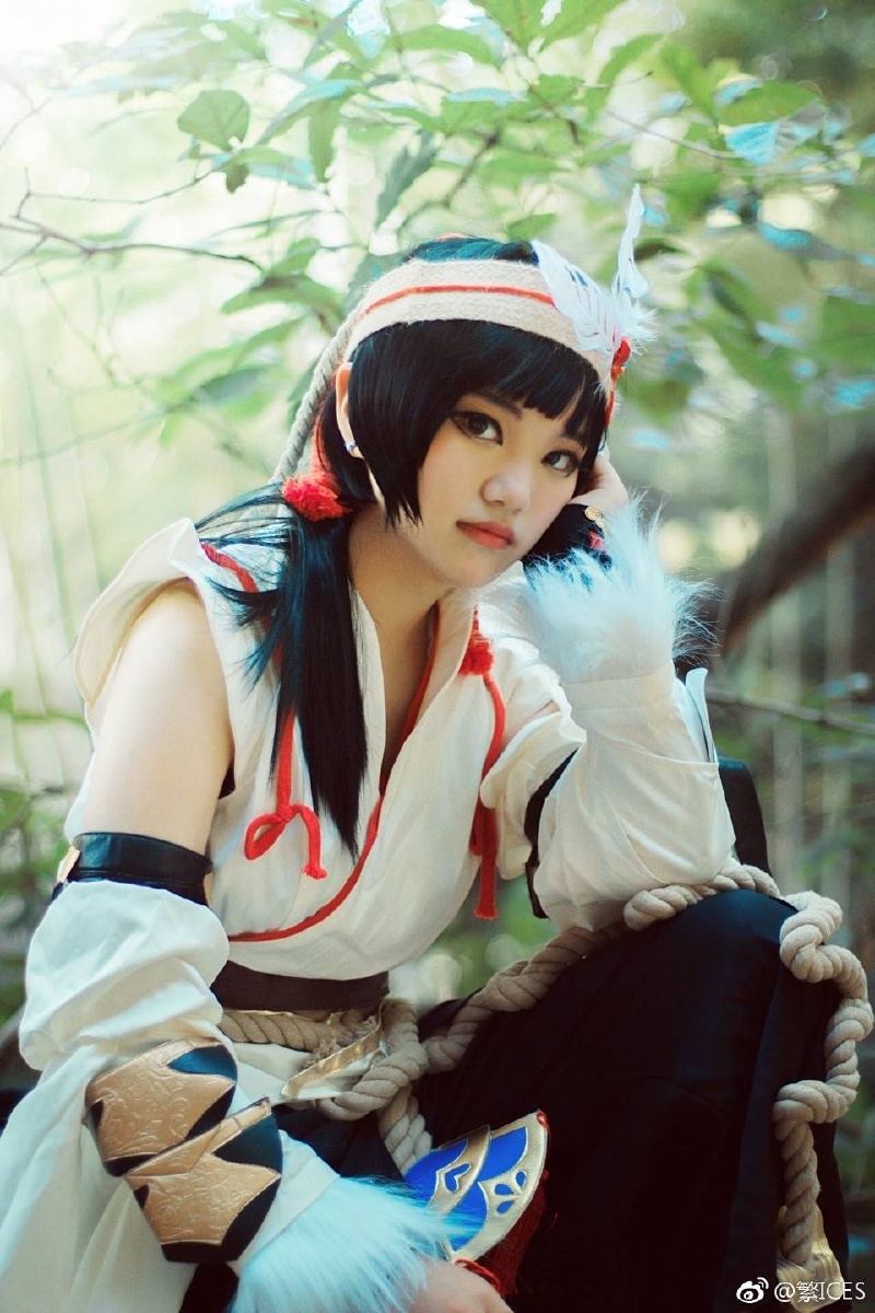 剑侠情缘三朔雪丐萝cos正片