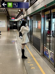 954B1B31-D8E2-497E-A76B-FD2B5406DE4A/L0/001