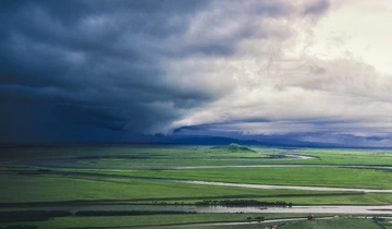 唐克·风雨欲来
