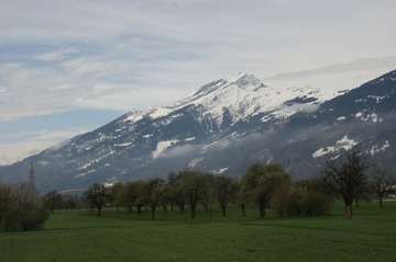 1725692
