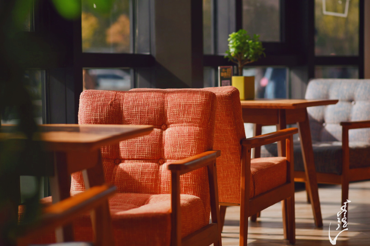 下午的安静咖啡厅