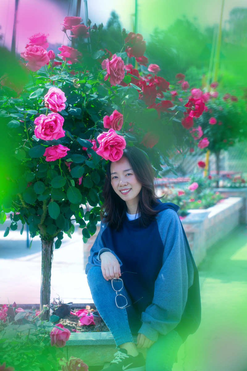 用微距镜头拍人像,有不一样的效果,我喜欢!