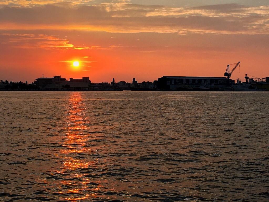 台湾高雄港日落