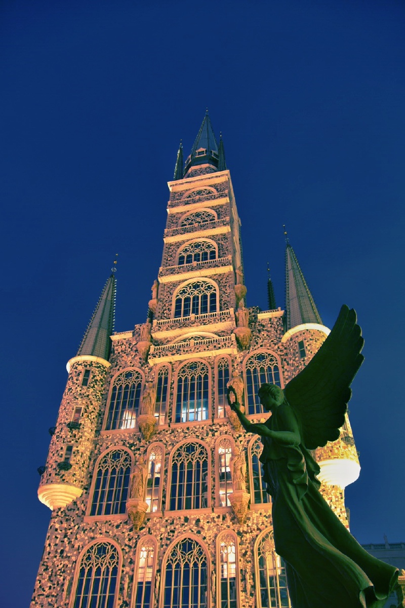 河北美术学院城堡酒店 - 骆天 - 图虫