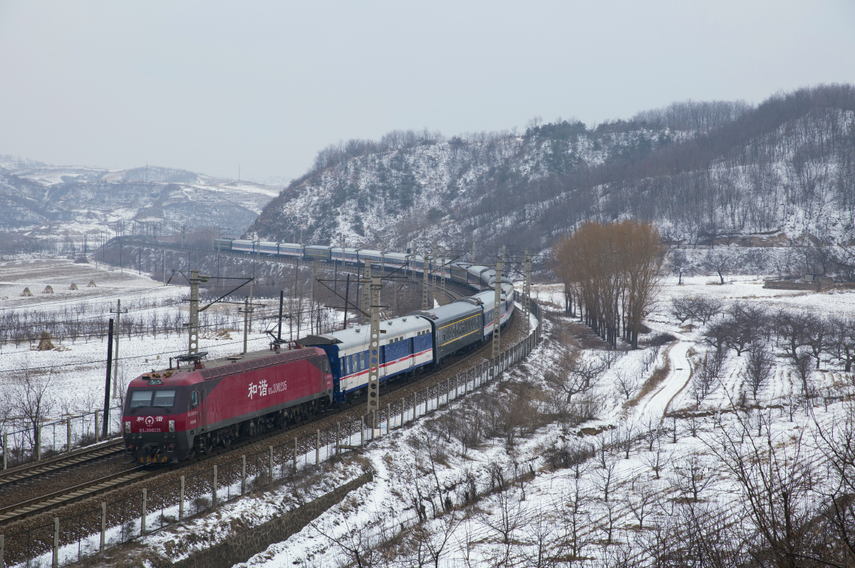 2015春节大连山区铁路风采
