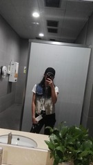 494923