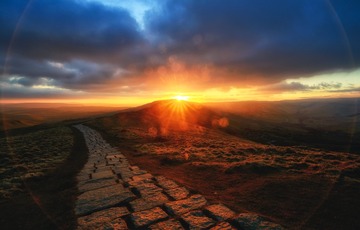 The Eye of the Mam Tor