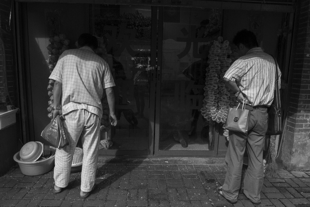 江阴路，卖蝈蝈