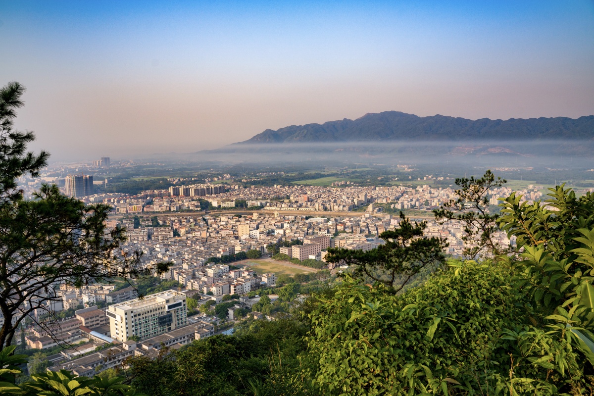 鳌峰山山顶日出