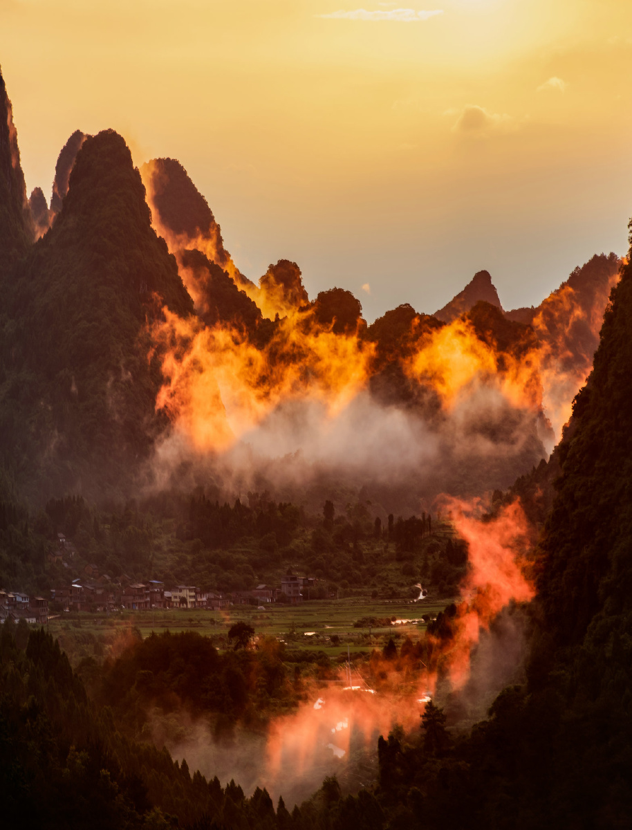极端天气的日落 - 相公山庄影人家赵文军 - 图虫