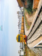 51904
