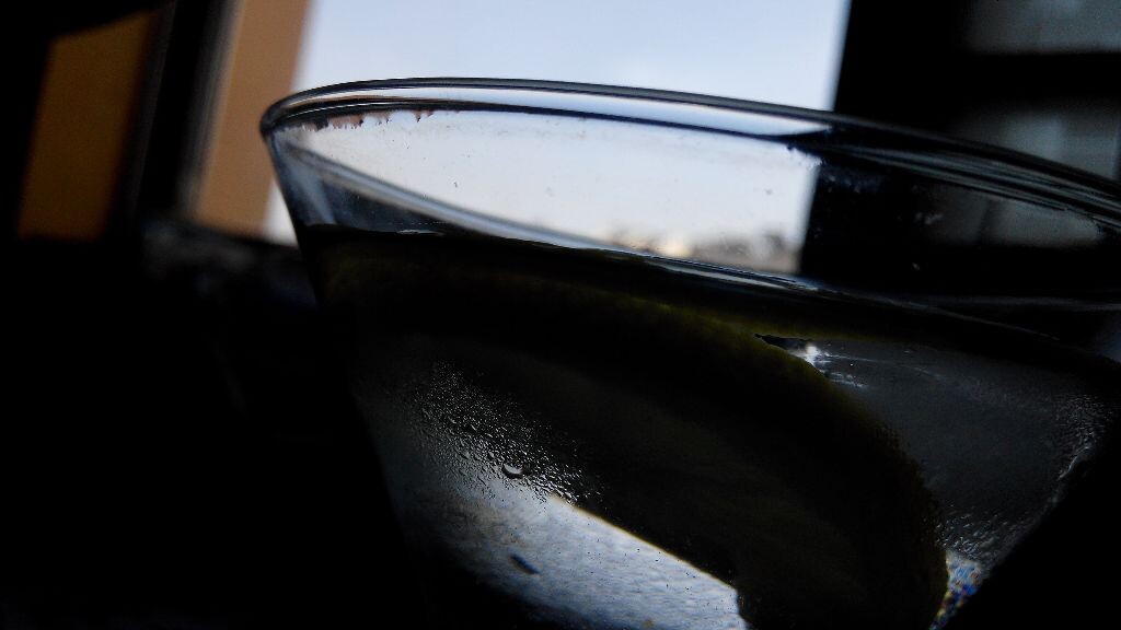 下午的阳光与酒