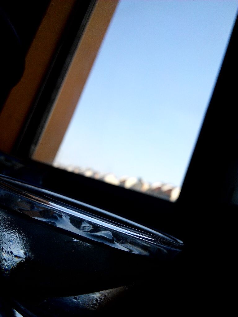 下午的阳光与酒