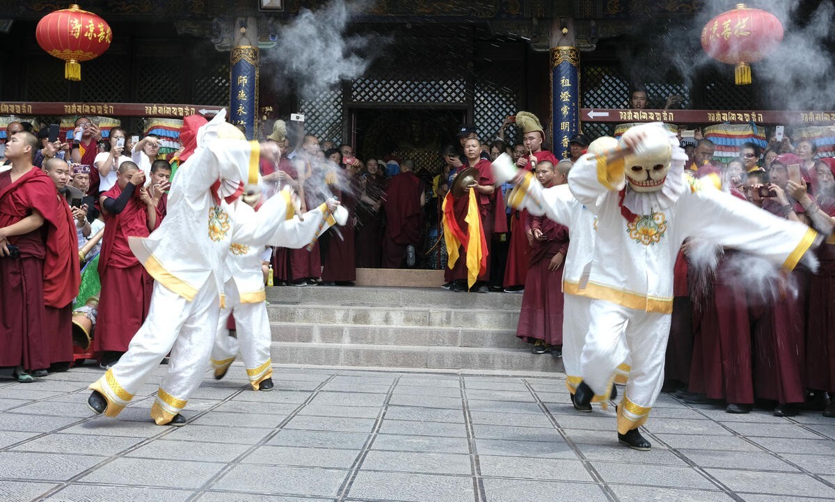 跳布扎