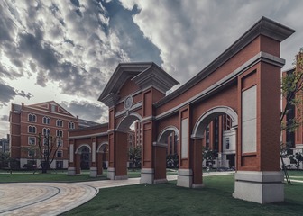 1746603