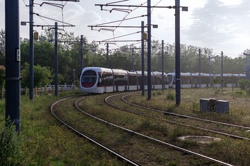 124599