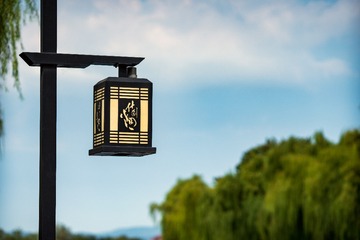 130737