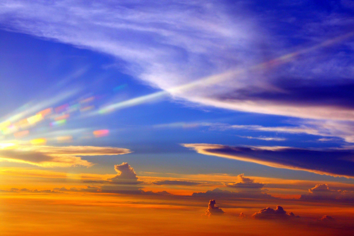 飞机上拍到的云彩