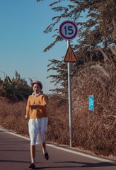 001