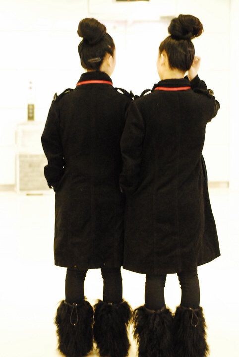12<br />
