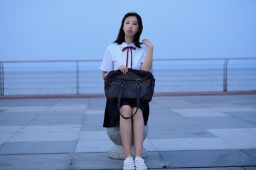 001