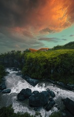 激流之上