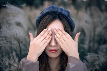 001