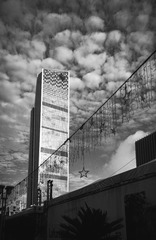 2004675