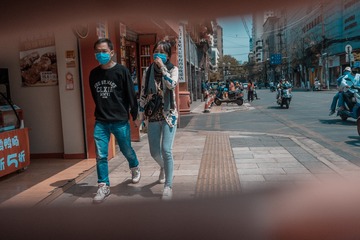 1820527